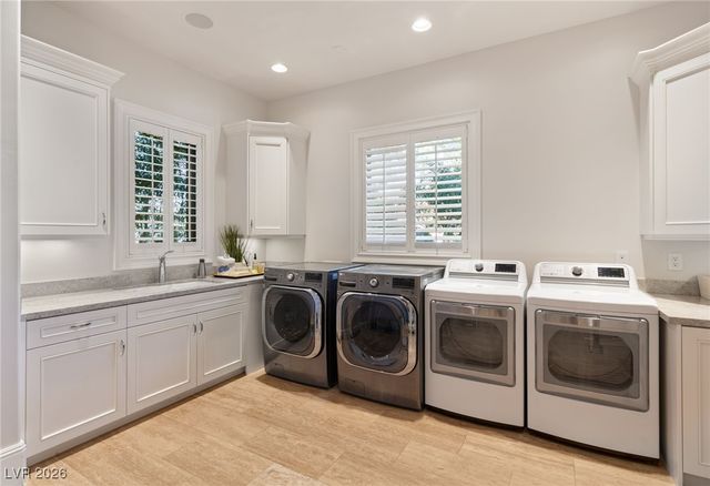 11 Misty Peaks Court, Las Vegas, NV 89135