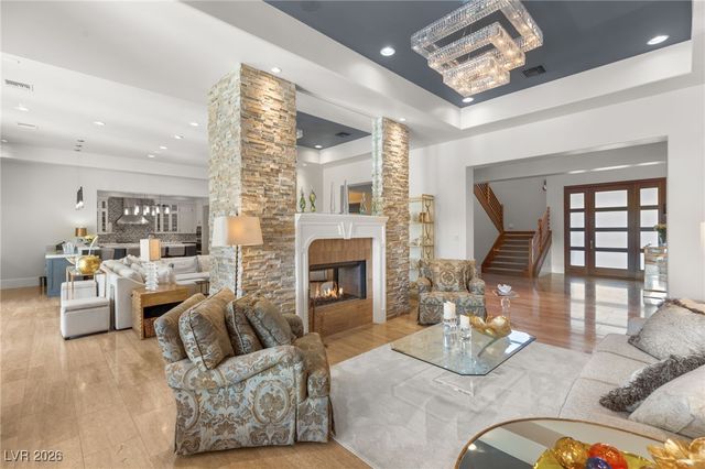 11 Misty Peaks Court, Las Vegas, NV 89135