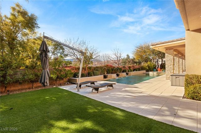 11 Misty Peaks Court, Las Vegas, NV 89135