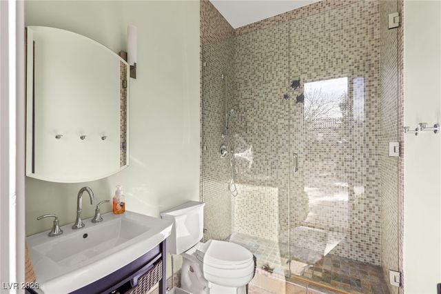 11 Misty Peaks Court, Las Vegas, NV 89135