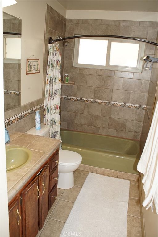 Image 18 of property listing at 32745 Hilltop, Running Springs, CA 92382