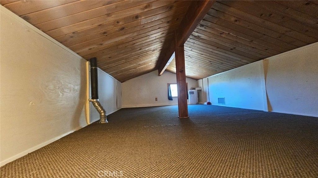 Image 24 of property listing at 32745 Hilltop, Running Springs, CA 92382
