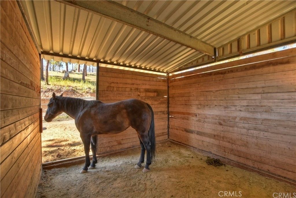 Image 27 of property listing at 32745 Hilltop, Running Springs, CA 92382