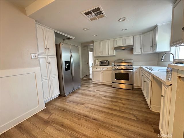 412 Beech, Bakersfield, CA 93304