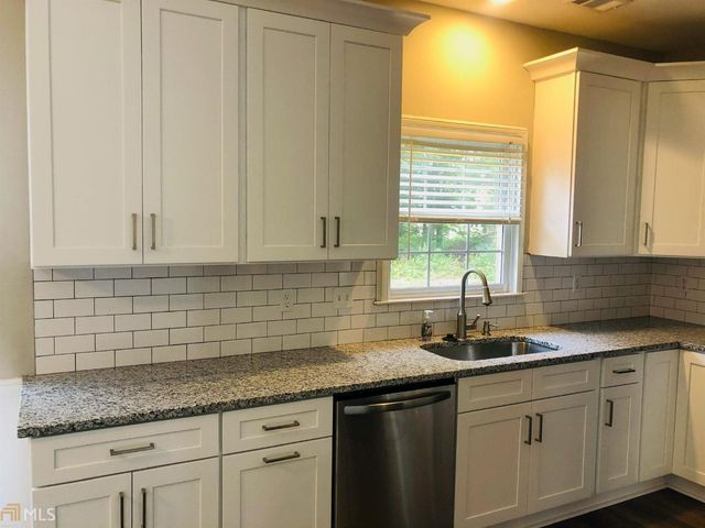 4450 Lockett Trace, Acworth, GA 30101