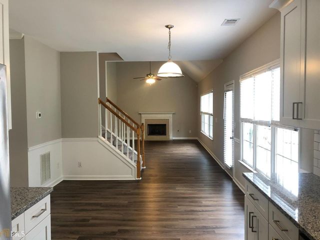 4450 Lockett Trace, Acworth, GA 30101