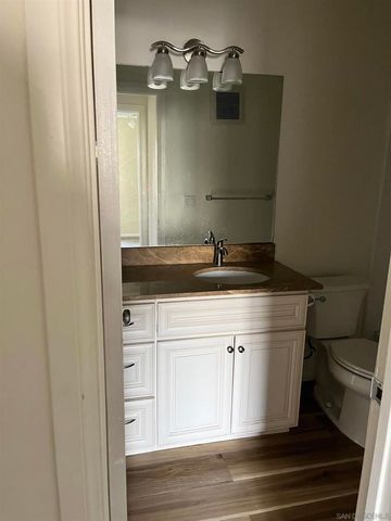 8889 Caminito Plaza Centro 7333, San Diego, CA 92122