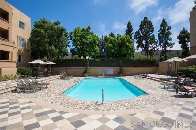 8889 Caminito Plaza Centro 7333, San Diego, CA 92122