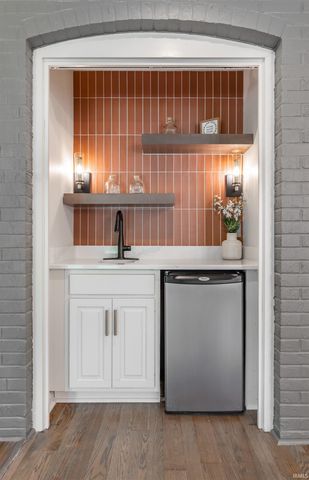 7416 E Sycamore Street, Evansville, IN 47715