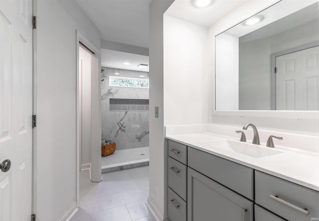 7416 E Sycamore Street, Evansville, IN 47715