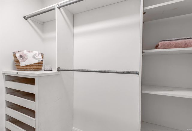 7416 E Sycamore Street, Evansville, IN 47715