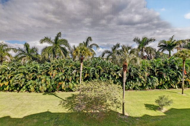 3000 Presidential Way 303, West Palm Beach, FL 33401