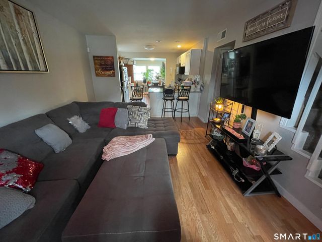 199 Glen Hills Road, Meriden, CT 06451