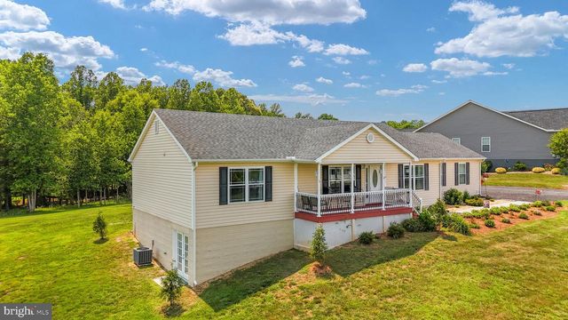 160 LANCASTER CT, Louisa, VA 23093
