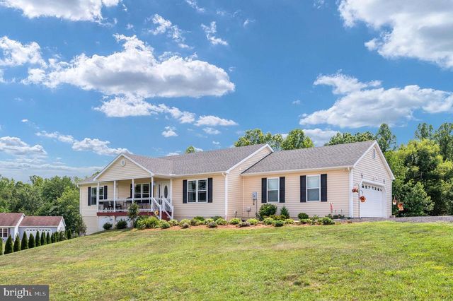 160 LANCASTER CT, Louisa, VA 23093