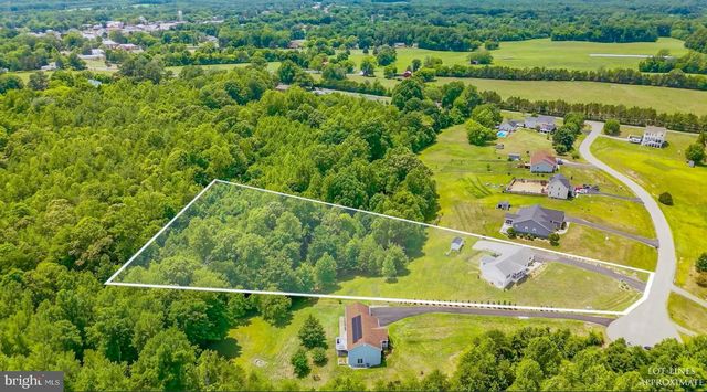 160 LANCASTER CT, Louisa, VA 23093