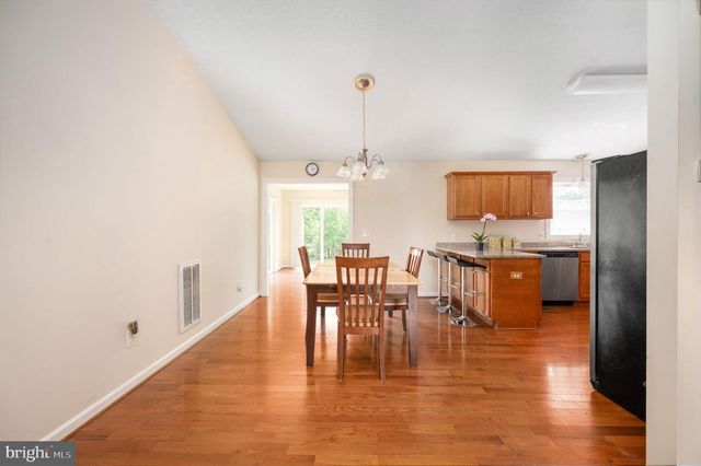 160 LANCASTER CT, Louisa, VA 23093