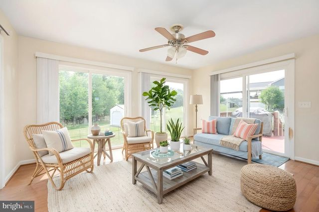 160 LANCASTER CT, Louisa, VA 23093