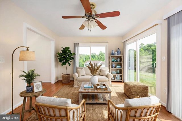 160 LANCASTER CT, Louisa, VA 23093