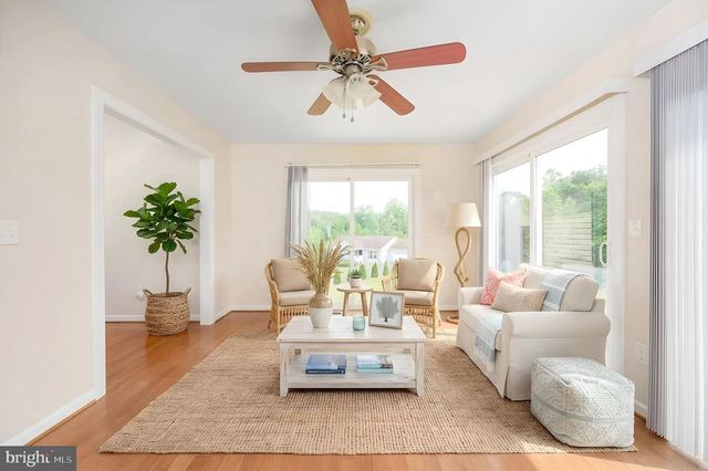 160 LANCASTER CT, Louisa, VA 23093