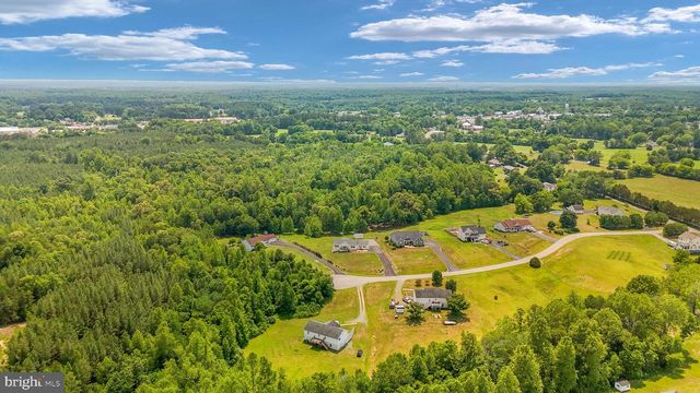 160 LANCASTER CT, Louisa, VA 23093