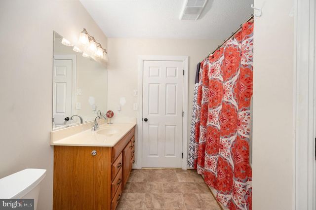 160 LANCASTER CT, Louisa, VA 23093