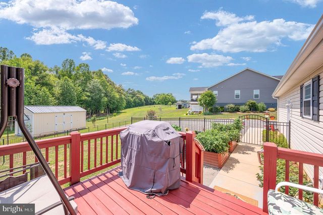 160 LANCASTER CT, Louisa, VA 23093