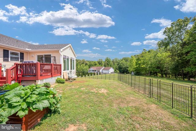 160 LANCASTER CT, Louisa, VA 23093