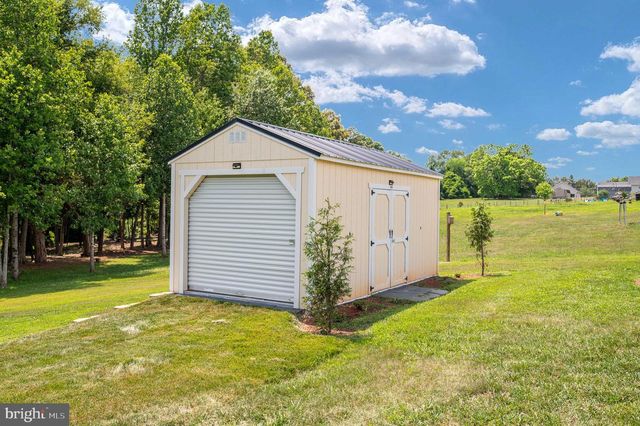160 LANCASTER CT, Louisa, VA 23093