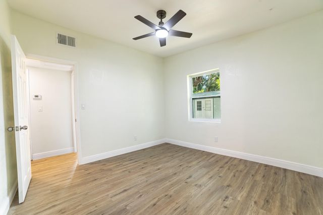 809 SE 10th Street, Okeechobee, FL 34974