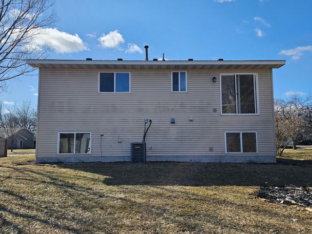 4635 Pondview Drive, Big Lake, MN 55309