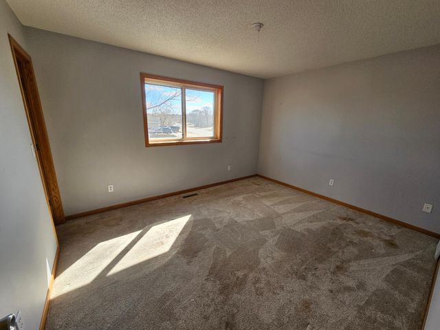 4635 Pondview Drive, Big Lake, MN 55309