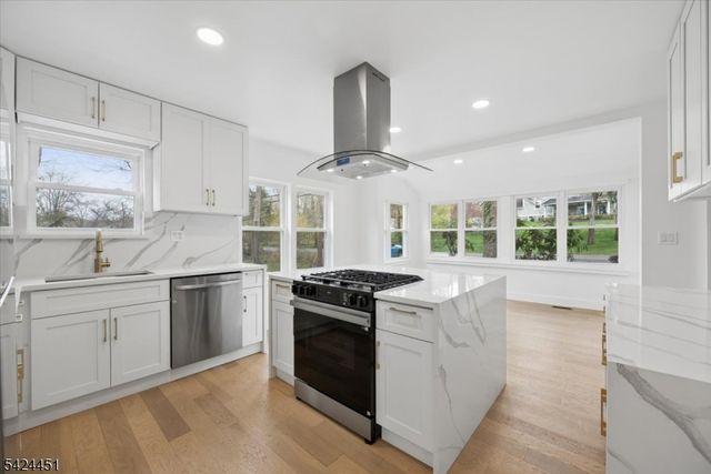 686 Meyersville Rd, Long Hill Twp., NJ 07933