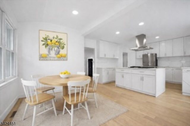 686 Meyersville Rd, Long Hill Twp., NJ 07933