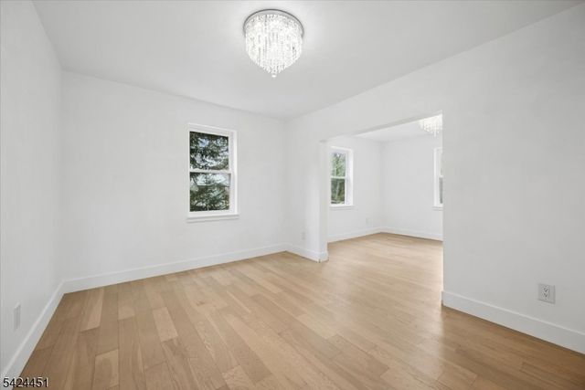 686 Meyersville Rd, Long Hill Twp., NJ 07933
