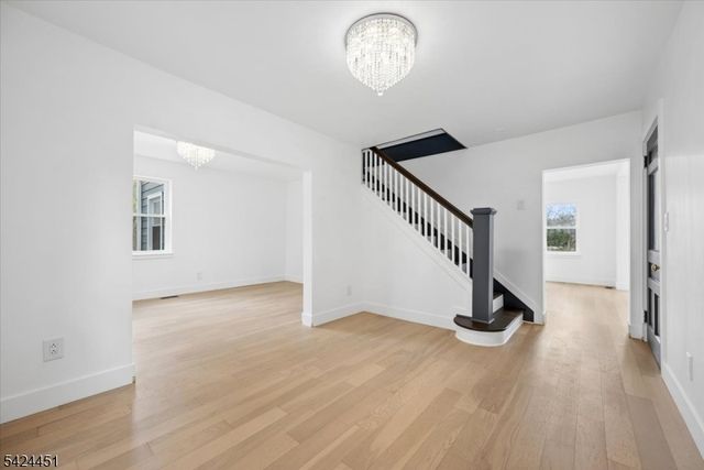 686 Meyersville Rd, Long Hill Twp., NJ 07933