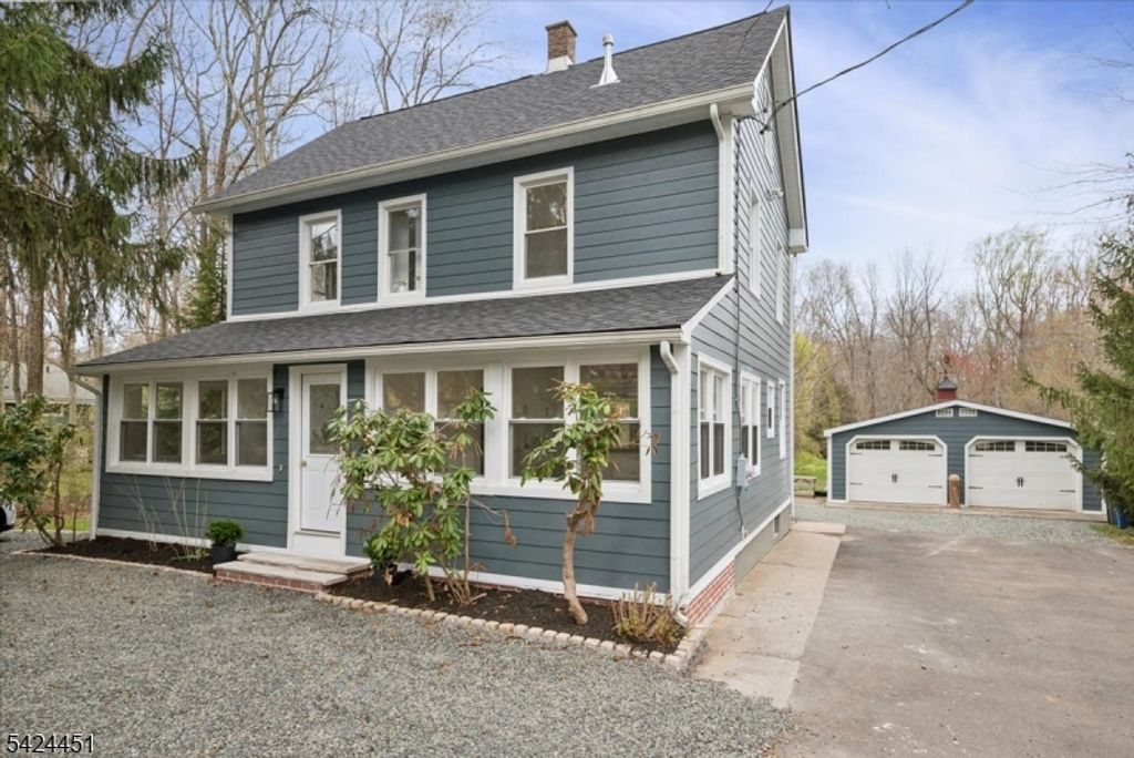 686 Meyersville Rd, Long Hill Twp., NJ 07933