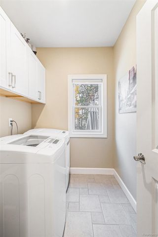 1281 Victoria Lane, Fenton Charter Township, MI 48430