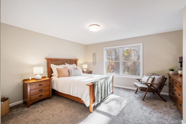 1281 Victoria Lane, Fenton Charter Township, MI 48430