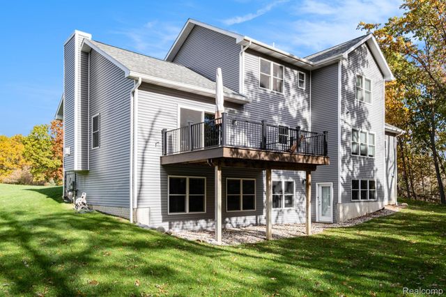 1281 Victoria Lane, Fenton Charter Township, MI 48430