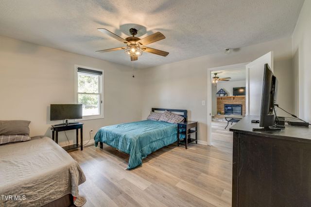 1217 Glynridge Avenue, Johnson City, TN 37601