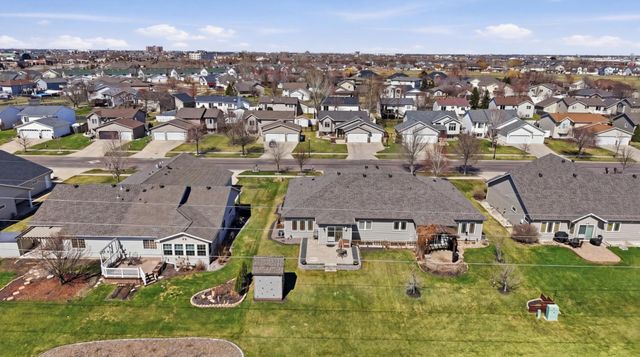 4346 46th Avenue S, Fargo, ND 58104