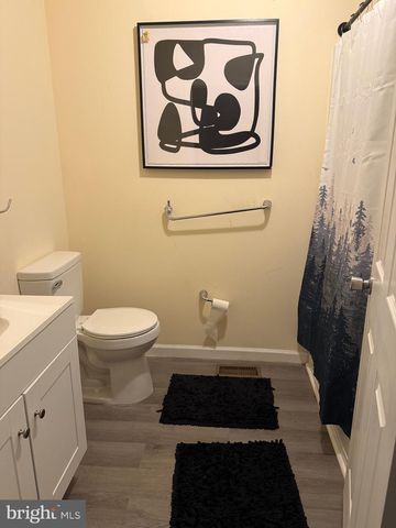 218 W 26TH ST, Wilmington, DE 19802