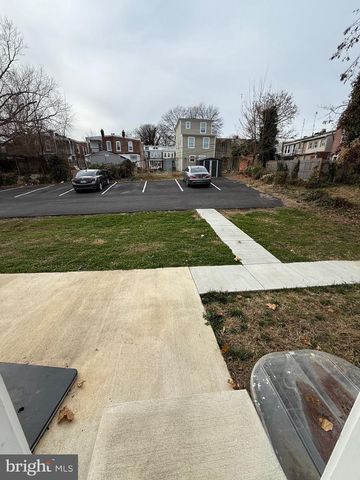 218 W 26TH ST, Wilmington, DE 19802