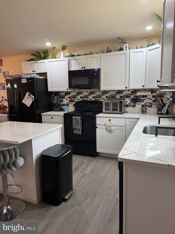 218 W 26TH ST, Wilmington, DE 19802