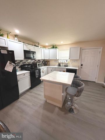 218 W 26TH ST, Wilmington, DE 19802