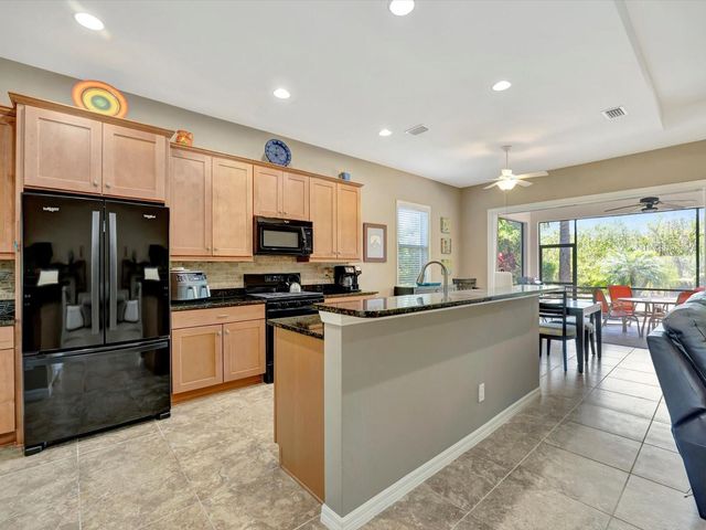 5009 LAKE OVERLOOK AVENUE, Bradenton, FL 34208