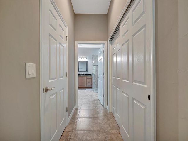 5009 LAKE OVERLOOK AVENUE, Bradenton, FL 34208