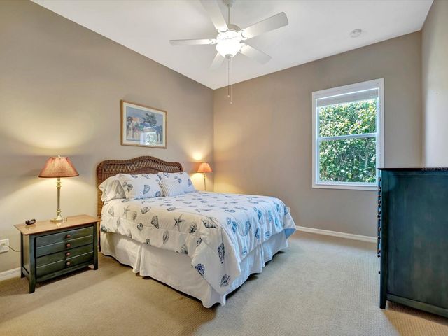 5009 LAKE OVERLOOK AVENUE, Bradenton, FL 34208