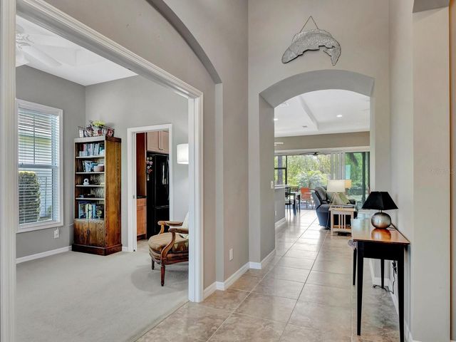 5009 LAKE OVERLOOK AVENUE, Bradenton, FL 34208